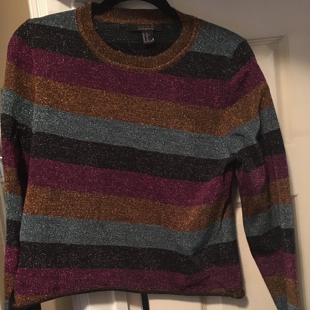 Shimmery crop top long sleeve